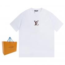 ブランド コピー 販売 ルイヴィトンLOUIS VUITTON半袖Tシャツ【ユニセックス】早い者勝ち新作エレガントに着こなす