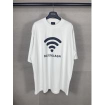 半袖Tシャツ【ユニセックス】バレンシアガBALENCIAGAブランド 通販個性的なデザイン人気沸騰中