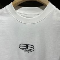 バレンシアガBALENCIAGA今年売れた人気のスタイル優秀なアイテムブランド 偽物半袖Tシャツ