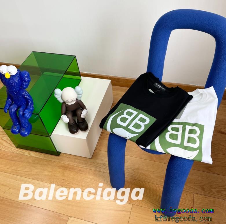 【ユニセックス】 半袖tシャツBALENCIAGAスーパー コピー 販売大人気商品夏らしい品格が漂う