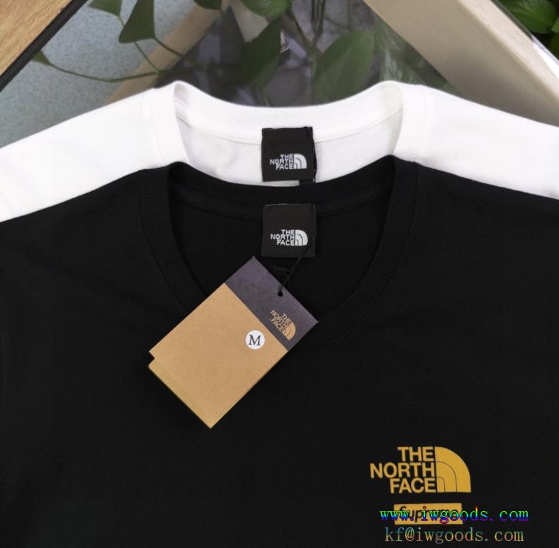 クルーネック半袖TシャツThe North Face✖️SupremeNEW　新作 激レア 入手困難偽物 ブランド 販売