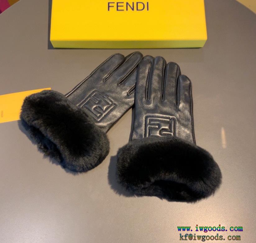 FENDI手袋ブランド 品 コピー通勤スタイル使い勝手の良さ