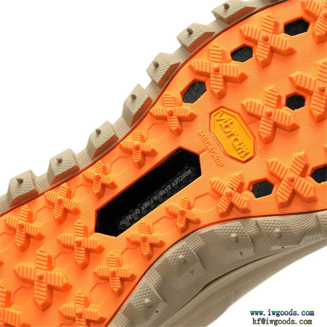 ブランド コピー  幅広い層におすすめスタイルアップ効果モンクレールMoncler Trailgrip Knit Gore-Tex男女の靴 アウトドア登山用スニーカー