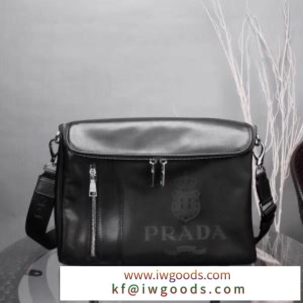 プラダ ショルダーバッグ コーデ 自分らしさをより魅力的に 2021人気 PRADA スーパーコピー メンズ ブラック 日常 手頃価格 iwgoods.com KXz8Da