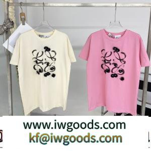 売れ筋のいい お洒落に魅せる 2022春夏 ロエベスーパーコピー 半袖Tシャツ 収縮性のある 2色可選 iwgoods.com ayWbaq