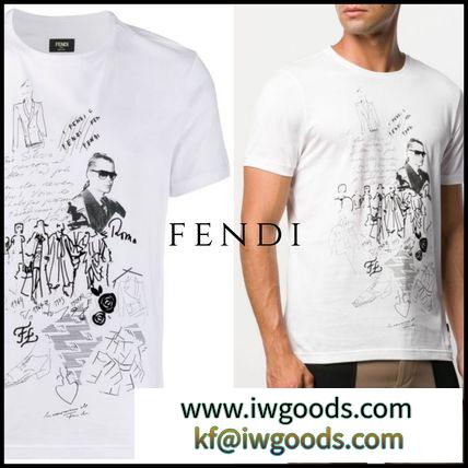 FENDI ブランド コピー - ロゴ Karl Kollage プリント コットン ホワイト Tシャツ iwgoods.com:x2vvlg-3