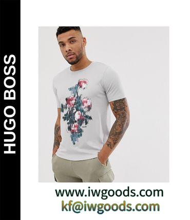 送料込★HUGO BOSS ブランド コピー★Droses graphic printTシャツ iwgoods.com:i4vhcj-3
