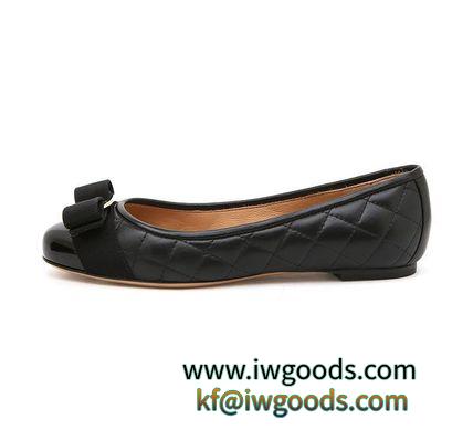 【関税負担】 FERRAGAMO ブランド コピー VA RI NA Q FLAT SHOES iwgoods.com:0t7egi-3