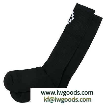 MARCELO Burlon コピーブランド Cruz Long Socks CMRA002F17096133 1001  黒 iwgoods.com:e01fcb-3