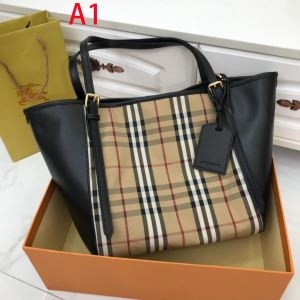 お得な現地価格で手に入る　バーバリー トートバッグ コピー　圧倒的な存在感　Burberry スーパーコピー激安新作　根強い人気定番商品 iwgoods.com r4PDGn-3