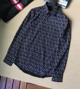 2020春夏の流行色FENDIカジュアルシャツ コーデ 使いやすい フェンデイ スーパーコピー優しい着心地人気トレンド新作 iwgoods.com CSn0zi-3