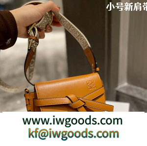 LOEWEコピー新作 Mini Gate Dual Bag ★2022注目累積売上総額第１位高級ブランドアイテム iwgoods.com GDKfei-3