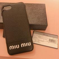 【国内即送】miu MIUMIU 偽物 ブランド 販売 ロゴレザー iphoneケース iwgoods.com:s3ydrs-1