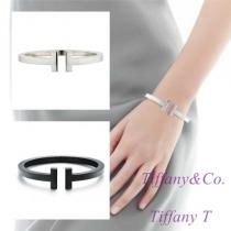 【日本未入荷】コピー商品 通販 Tiffany & Co T スクエア ブレスレット 2カラー iwgoods.com:rij22n-1
