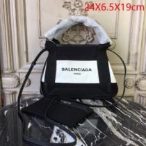 バレンシアガ トートバッグ コーデ シンプルな着こなしの大定番 2021限定 メンズ BALENCIAGA コピー ブラック ロゴ 最高品質 iwgoods.com eq4vSv-1