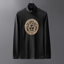 2021秋冬最重要アイテム ヴェルサーチ VERSACE 長袖Tシャツ 2色可選 おしゃれでおすすめ今季トレンド iwgoods.com e8fumu-1