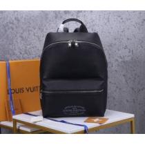 バックパック Louis Vuitton 人気 シンプルなこなれ感を出す限定品 ブラック 大容量 メンズ ルイ ヴィトン コピー 激安 品質保証 iwgoods.com bOjOzi-1