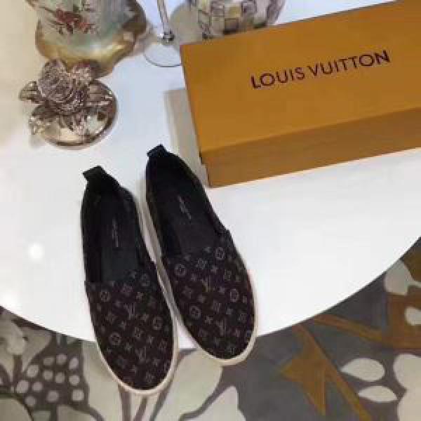 2021秋冬  多色 カジュアルシュッズ 隠せない高きセンス力デザイン 年ルイヴィトン厳選アイテム LOUIS VUITTON