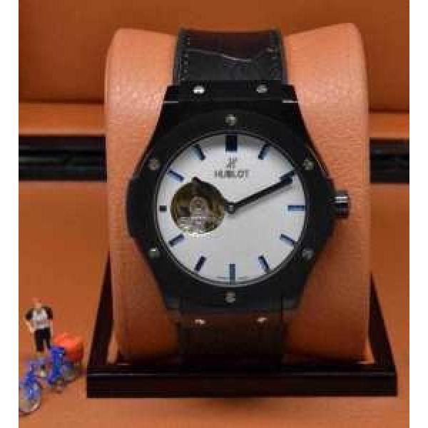 2022 人気大人気アイテム商品◆  HUBLOT ウブロ 機械式（自動巻き）ムーブメント 男性用腕時計 多色