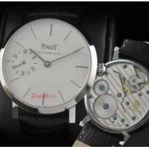 シンプルな機能美のPIAGET ピアジェ　風防性のある手巻き 機械式メンズ腕時計.