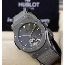 機能性や実用的なに HUBLOT ウブロ　エレガントな雰囲気がある腕時計.