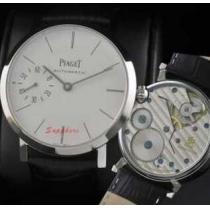 デザイン性に優れたPIAGET ピアジェスーパーコピー　耐衝撃性の高い男性用腕時計.