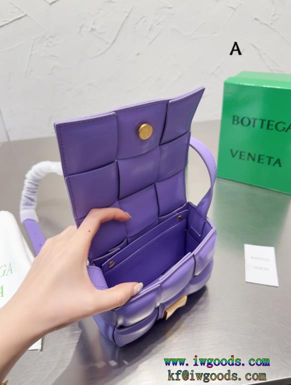2023に使えるおすすめトップス普段使いにぴったりのデザインBOTTEGA VENETAブランド コピー 品バッグ