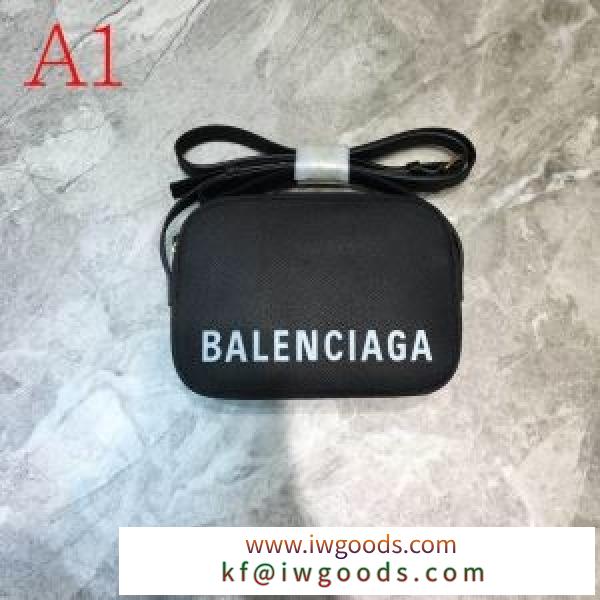 BALENCIAGA ショルダーバッグ 優しい印象のスタイルに レディース コピー ロゴ バレンシアガ 多色 激安 558171_0OTNM_1090 iwgoods.com 5HLfGb