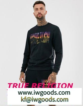 True Religion　刺繍入り昇華ロゴクルーネックスウェットシャツ iwgoods.com:f8f9v4-3
