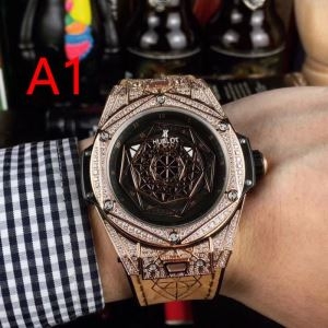 品質保証100%新品　HUBLOT ウブロ腕時計コピー　プレゼントにおすすめ　お洒落さんの愛用率が高い　長年人気を集める iwgoods.com OPHT1n-3