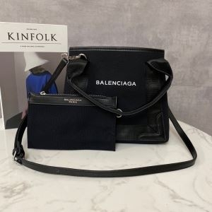 2020最新モデル  レディースバッグ 洗練された美しい バレンシアガ 夏らしい雰囲気を盛り BALENCIAGA iwgoods.com yqiKPD-3