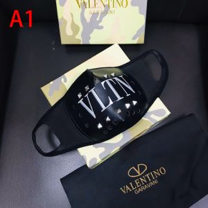 3色可選限定アイテムが登場  VALENTINO ヴァレンティノ 人気ランキング最高 マスク 2020年春夏コレクション iwgoods.com 0Tzaua-3