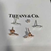 Tiffany T ティファニー ピアス レディース コーデをトレンディに変身 コピ...