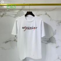 ジバンシー お値段もお求めやすい GIVENCHY 2020話題の商品 半袖Tシャツ...