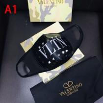 3色可選限定アイテムが登場  VALENTINO ヴァレンティノ 人気ランキング最高 マスク 2020年春夏コレクション iwgoods.com 0Tzaua-1