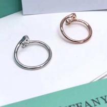 ティファニー 一目惚れ級に Tiffany&Co 有名ブランドです リング/指輪 争...