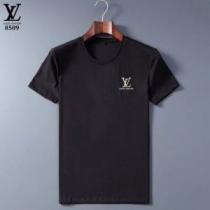 爆買い人気新品　ヴィトンコピー通販LOUIS VUITTON半袖ポロシャツ　ブラックホワイト2色　春夏のデイリーに最適な一枚 iwgoods.com 9zmWje-1