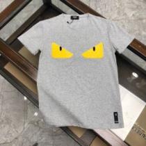 普段見ないデザインばかり 半袖Tシャツ2色可選  春夏コレクション新品 フェンディ FENDI iwgoods.com 4PX1fe-1
